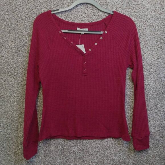 Ultra Flirt Waffle Knit Henley Top Size XS NEW - Picture 2 of 9